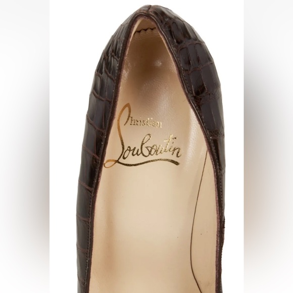 Christian Louboutin vintage Bianca Crocodile Heels 37 1/2 - Picture 5 of 9